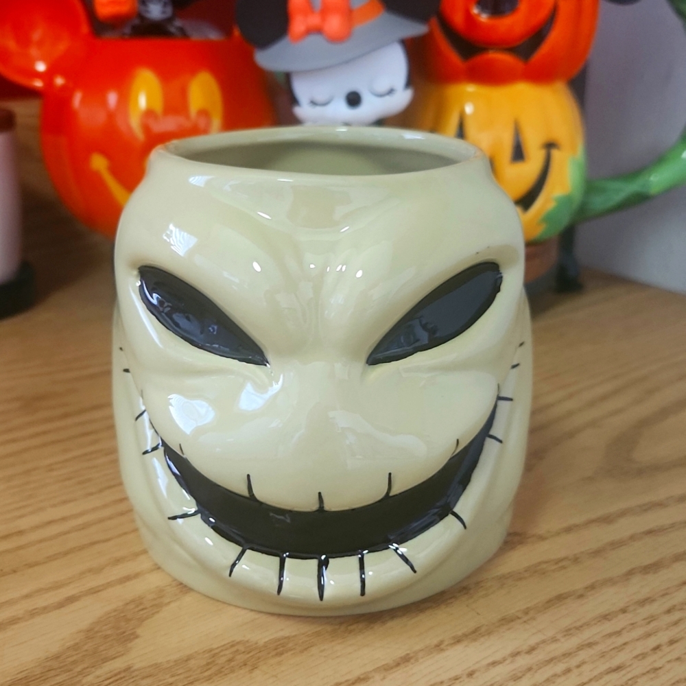 OGGIE BOGGIE NIGHTMARE BEFORE CHRISTMAS 3D MUG